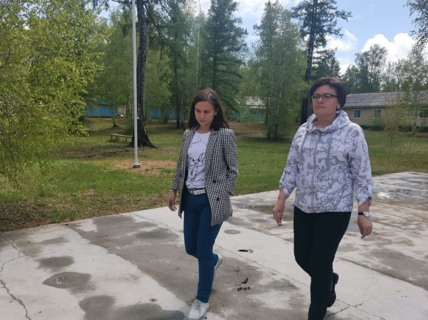 Наталья Бянкина посетила детские загородные лагеря в Читинском районе